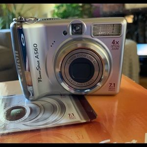 Canon PowerShot A560